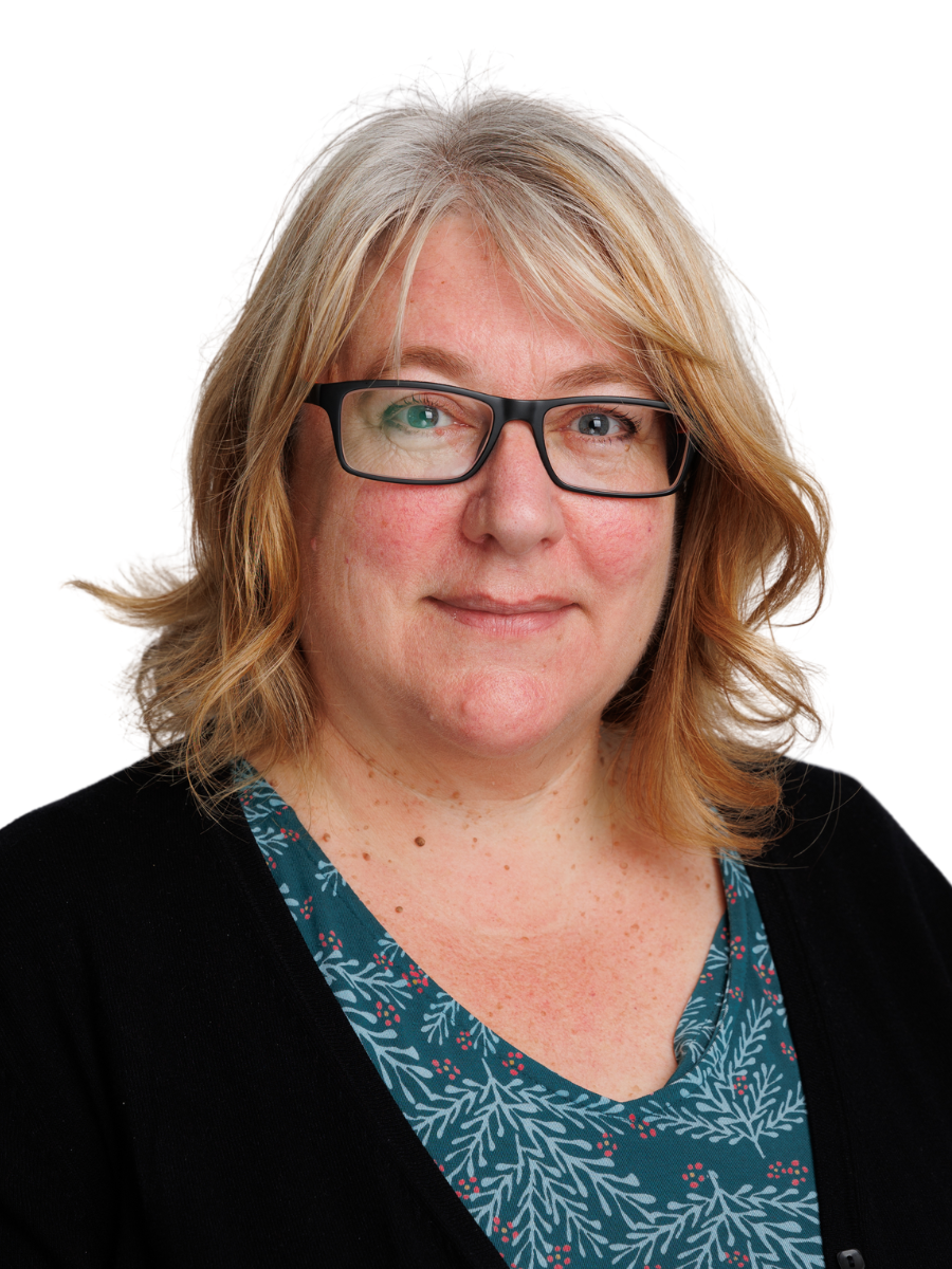 A formal headshot picture with transparent white background of Lisa Niklaus divisional director for emergency medicine at Newham Hospital